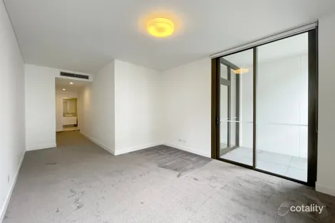 Property photo of 402/5 Grattan Close Forest Lodge NSW 2037