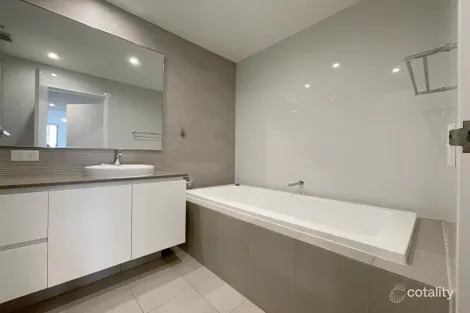 Property photo of 402/5 Grattan Close Forest Lodge NSW 2037