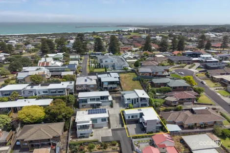 Property photo of 4 Piper Place Warrnambool VIC 3280