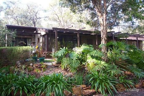 375 Tsavo St, Mundaring, WA 6073