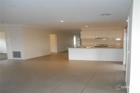 Property photo of 3 Hackberry Place Berwick VIC 3806