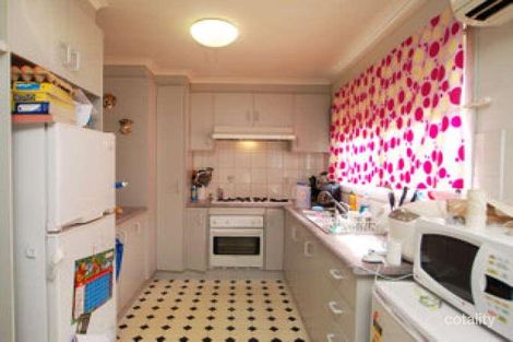 Property photo of 10 Creswick Court Roxburgh Park VIC 3064