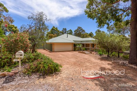 22 Clipson Cres, Mundaring, WA 6073