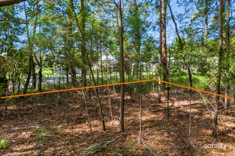 27 Satton St, Russell Island, QLD 4184