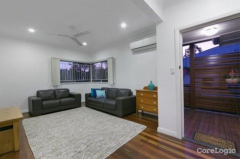 Property photo of 31 Myla Terrace Tennyson QLD 4105