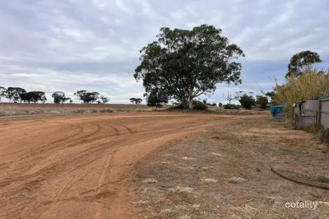 Property photo of Railway Crescent Woomelang VIC 3485