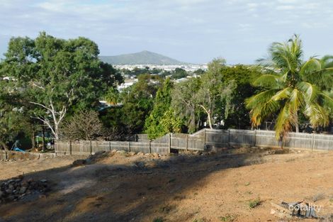 95-97 Hastings St, Mount Louisa, QLD 4814