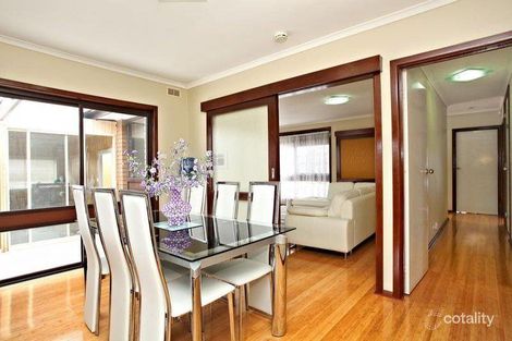 Property photo of 8 Davitt Drive Deer Park VIC 3023