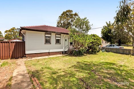 Property photo of 9 Pleasant Avenue Warilla NSW 2528