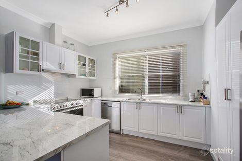Property photo of 566 Roach Street Lavington NSW 2641