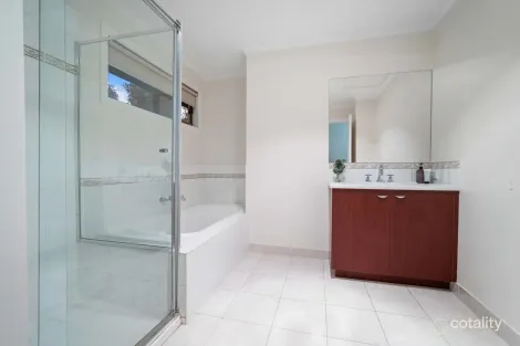 Property photo of 5 Hepburn Court Creswick VIC 3363
