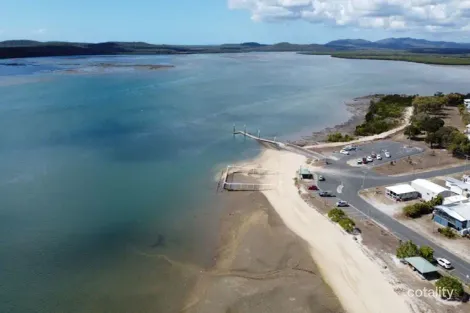 359 Bells Rd, Rodds Bay, QLD 4678