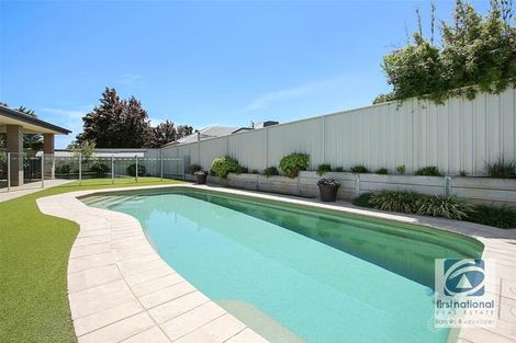 Property photo of 17 Bremer Avenue Leneva VIC 3691