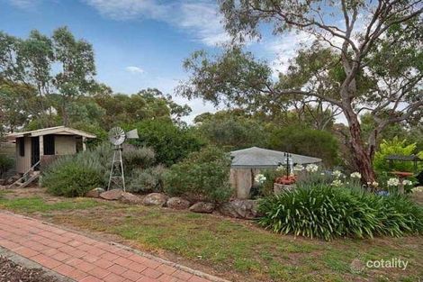 Property photo of 40 Wirrinilla Drive Macclesfield SA 5153