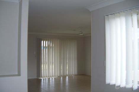 Property photo of 6 Wave Court Toogoom QLD 4655