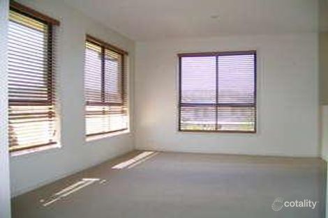Property photo of 91 Halloran Drive Jerrabomberra NSW 2619