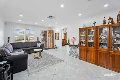 Property photo of 8 Biscoe Place Tregear NSW 2770