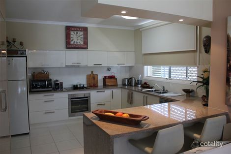 Property photo of 2 Cleland Crescent Broadbeach Waters QLD 4218