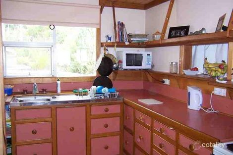 Property photo of 24 Penzance Road Eaglehawk Neck TAS 7179