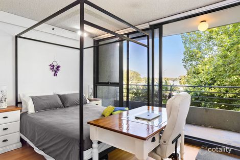 Property photo of 204/81 Queens Road Melbourne VIC 3004