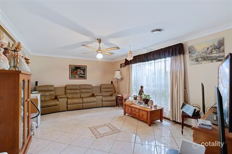 Property photo of 2 Stenhouse Drive Mount Annan NSW 2567