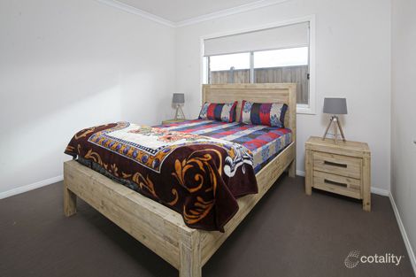 Property photo of 3 Villager Street Cranbourne East VIC 3977