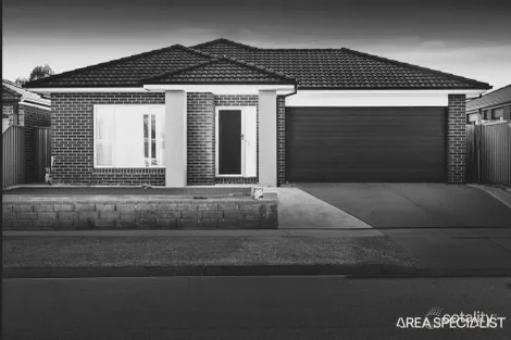 Property photo of 17 Raspberry Way Kurunjang VIC 3337