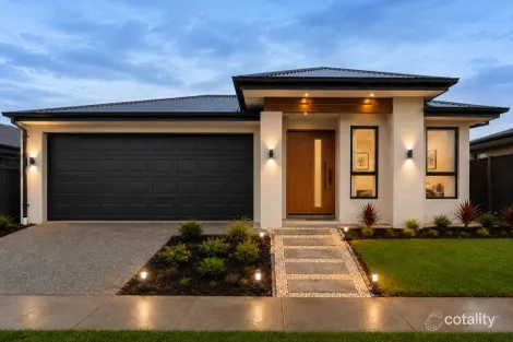 38 Grappenhall Ave, Strathtulloh, VIC 3338