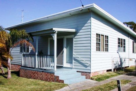 Property photo of 6 Valencia Street Gorokan NSW 2263