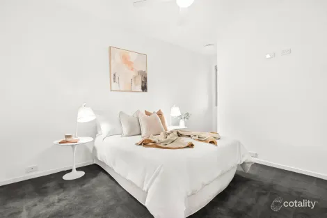 Property photo of 12/2 Maddock Street Windsor VIC 3181