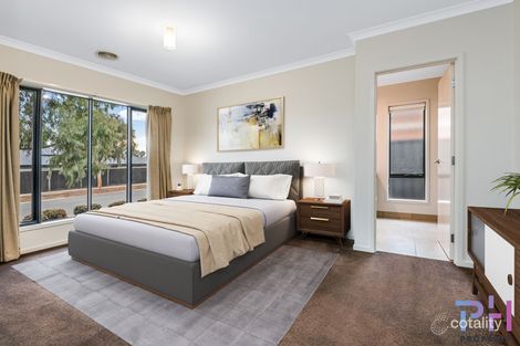 Property photo of 8 Wallaroo Avenue Strathfieldsaye VIC 3551