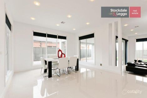 Property photo of 33 Corringa Way Craigieburn VIC 3064