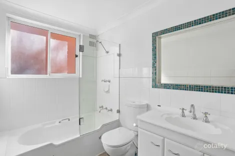 Property photo of 1/111 Queenscliff Road Queenscliff NSW 2096
