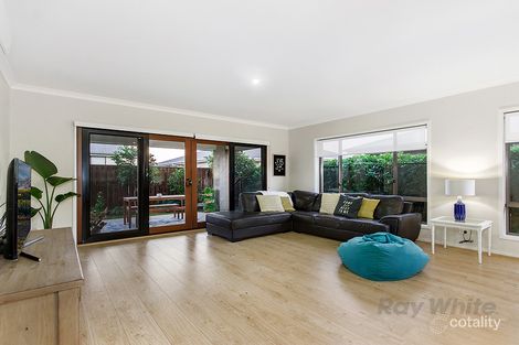 Property photo of 22 Ningaloo Drive Pimpama QLD 4209