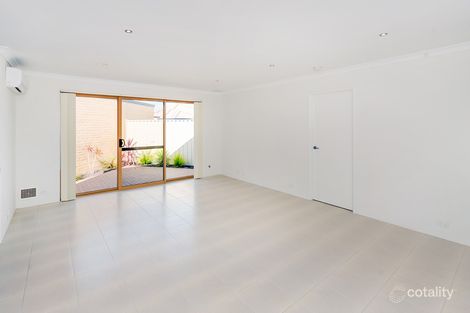 Property photo of 1/18 Oligantha Elbow Banksia Grove WA 6031