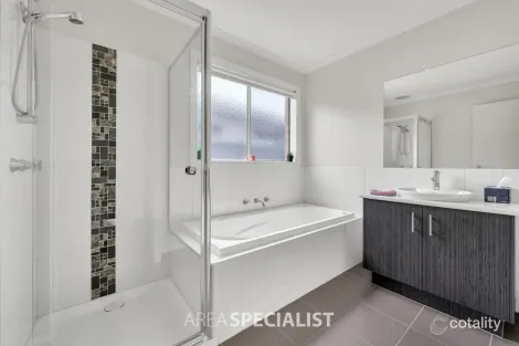 Property photo of 41 Windmill Circuit Lyndhurst VIC 3975