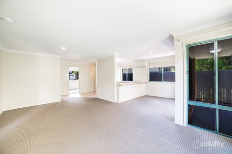 Property photo of 2/2 Maltman Avenue Southport QLD 4215