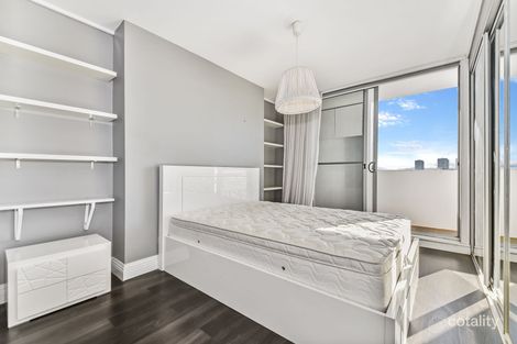 Property photo of 420/25 Bennelong Parkway Wentworth Point NSW 2127