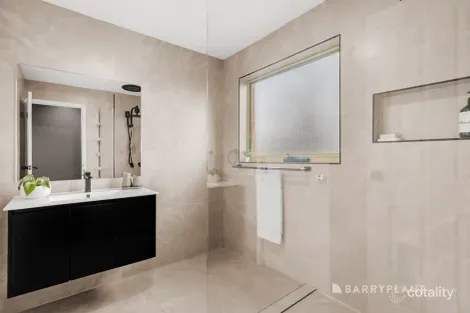 Property photo of 36/292 McKimmies Road Mill Park VIC 3082