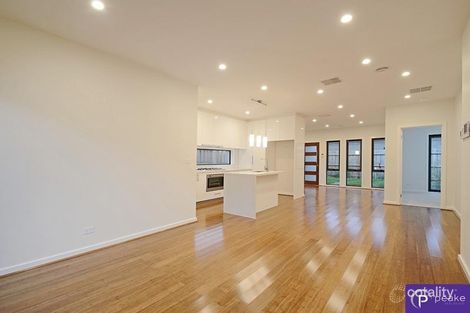 Property photo of 3/22 Hazeldene Court Berwick VIC 3806