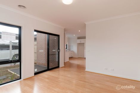Property photo of 3/9 Blackburn Road Mooroolbark VIC 3138
