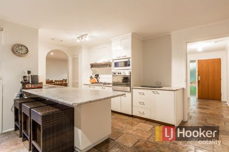 Property photo of 3 Bosco Close Narre Warren VIC 3805