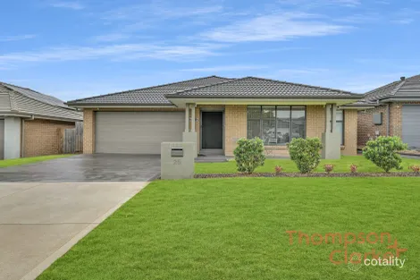 Property photo of 25 Mayo Crescent Chisholm NSW 2322