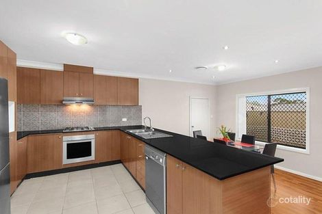 Property photo of 2/1 Magowar Road Pendle Hill NSW 2145