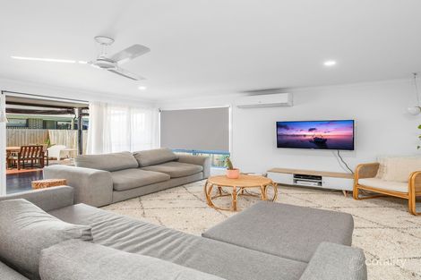 Property photo of 1/2 Wood Crescent Baringa QLD 4551