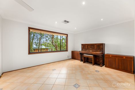 Property photo of 24 Walsh Close Illawong NSW 2234