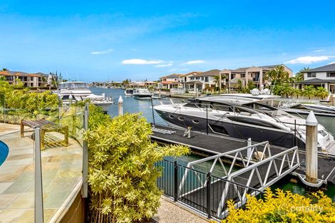 Property photo of 7 Kensington Mews Paradise Point QLD 4216
