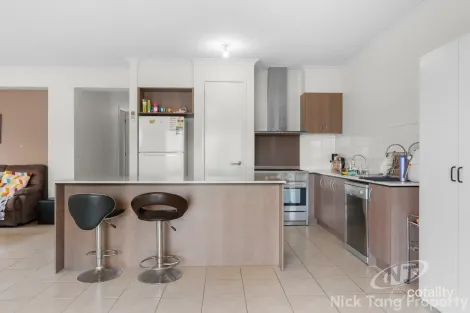 Property photo of 11 Broadleaf Drive Epping VIC 3076