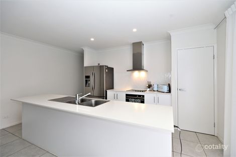 Property photo of 18 Annan Bend Mount Peter QLD 4869