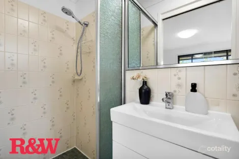 Property photo of 8 Kippara Place Bradbury NSW 2560